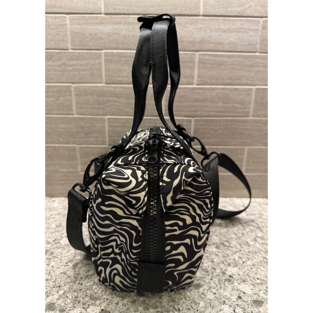 Fabletics Black/White Compact Zebra Print Mini Grip Duffle Bag/Purse/Gym Bag - Picture 6 of 10